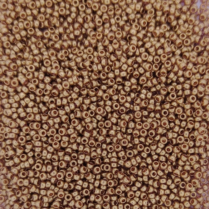1882 - 25g Size 15/0 Miyuki seed beads in Dark Topaz Gold Lustre