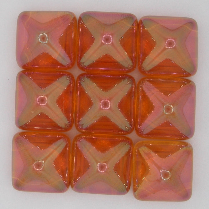 2 x 12mm pyramids in Crystal Apricot Medium