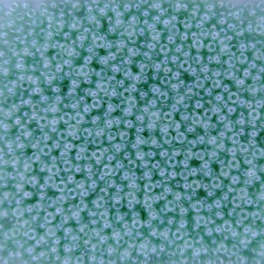 0370 - 10g Size 11/0 Miyuki seed beads in Sea Foam Lustre