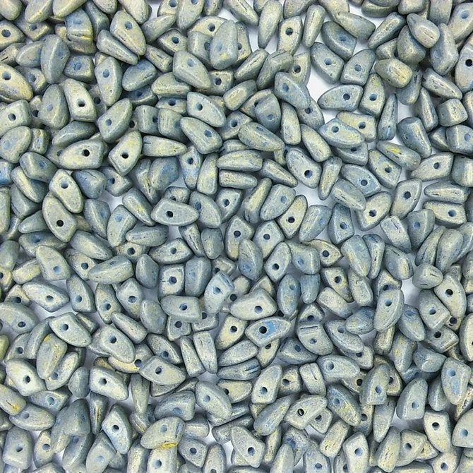 50 x CzechMate prongs in Pacifica Poppy Seed