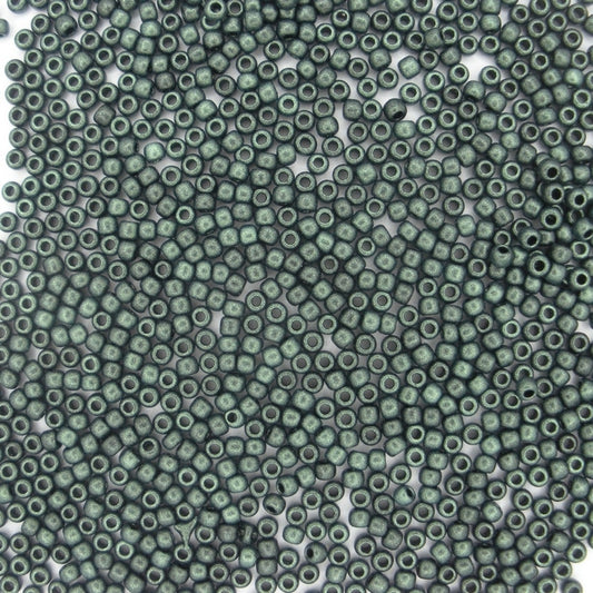 Y0614 - 10g Size 11/0 Toho seed beads in Metallic Suede Light Green