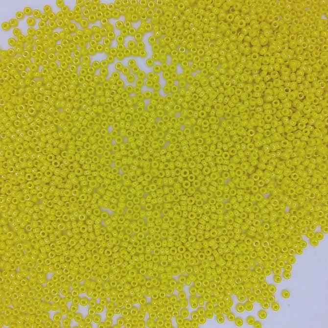 0472 - 5g Size 15/0 Miyuki seed beads in Opaque Yellow AB