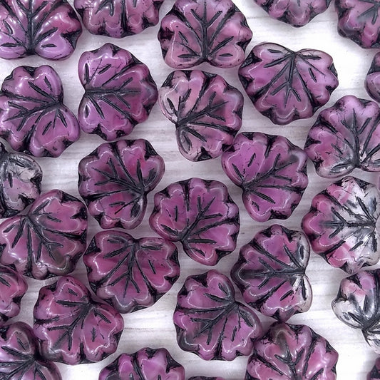 10 x Maple leaves in Pink and Crystal with Black veins (13x11mm)