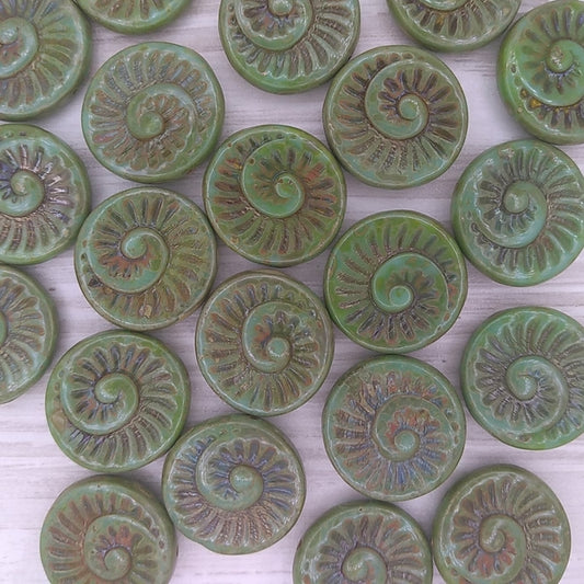 4 x 18mm fossils in Green Turquoise Picasso