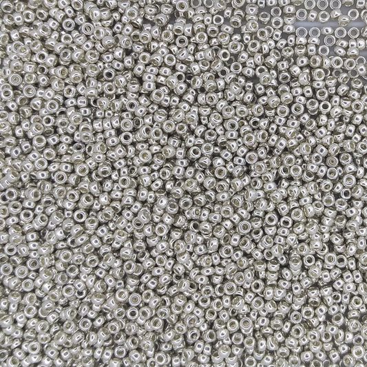 1051 - 5g Size 15/0 Miyuki seed beads in Galvanised Silver